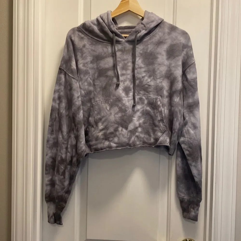 Sweater size M